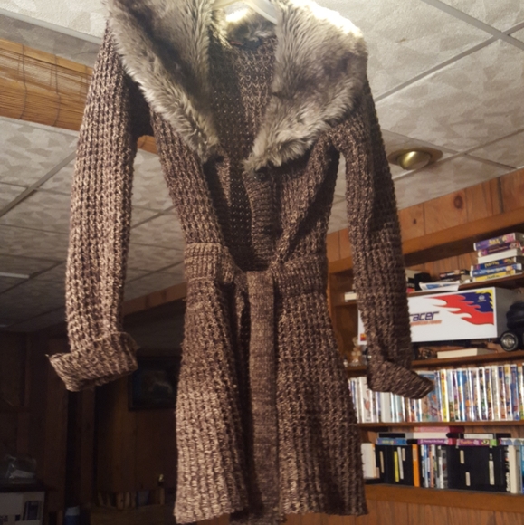 Furry inside jacket - Picture 1 of 1